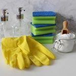 Handschuhe Reinigung sauberwaschen hygiene reinigen seife Haushalt putzen wischen Reinigungsmittel Hausarbeit spender natron schwamm